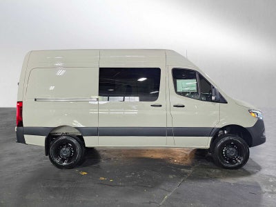 2026 Mercedes-Benz Sprinter 2500 Standard Roof I4 Diesel HO 144 AWD