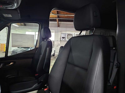 2026 Mercedes-Benz Sprinter 2500 Standard Roof I4 Diesel HO 144 AWD