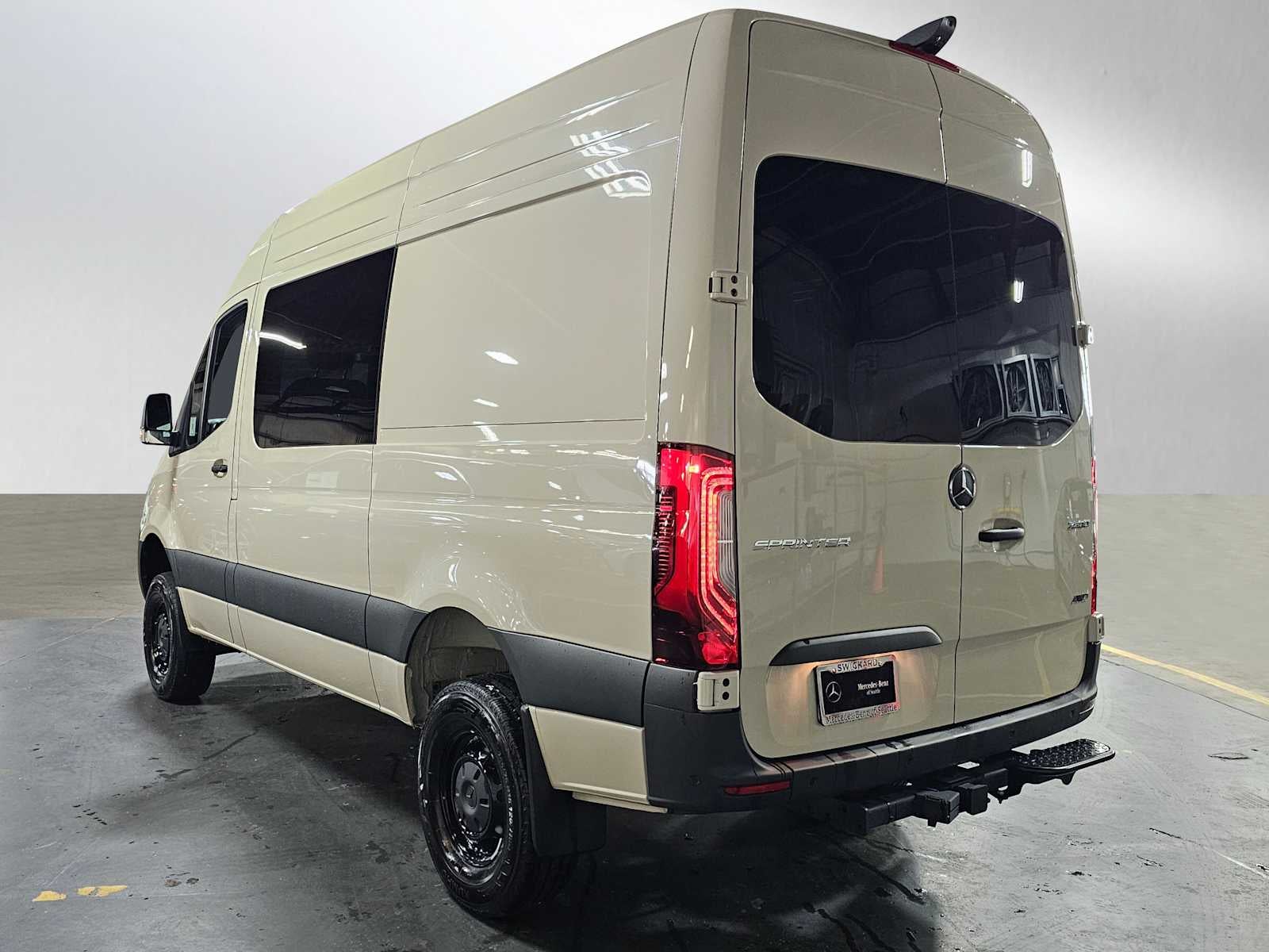 2026 Mercedes-Benz Sprinter 2500 Standard Roof I4 Diesel HO 144 AWD