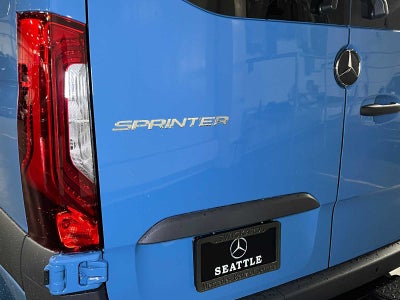 2026 Mercedes-Benz Sprinter Crew 2500 Standard Roof I4 Diesel HO 144 AWD