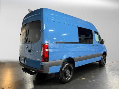 2026 Mercedes-Benz Sprinter Crew 2500 Standard Roof I4 Diesel HO 144 AWD
