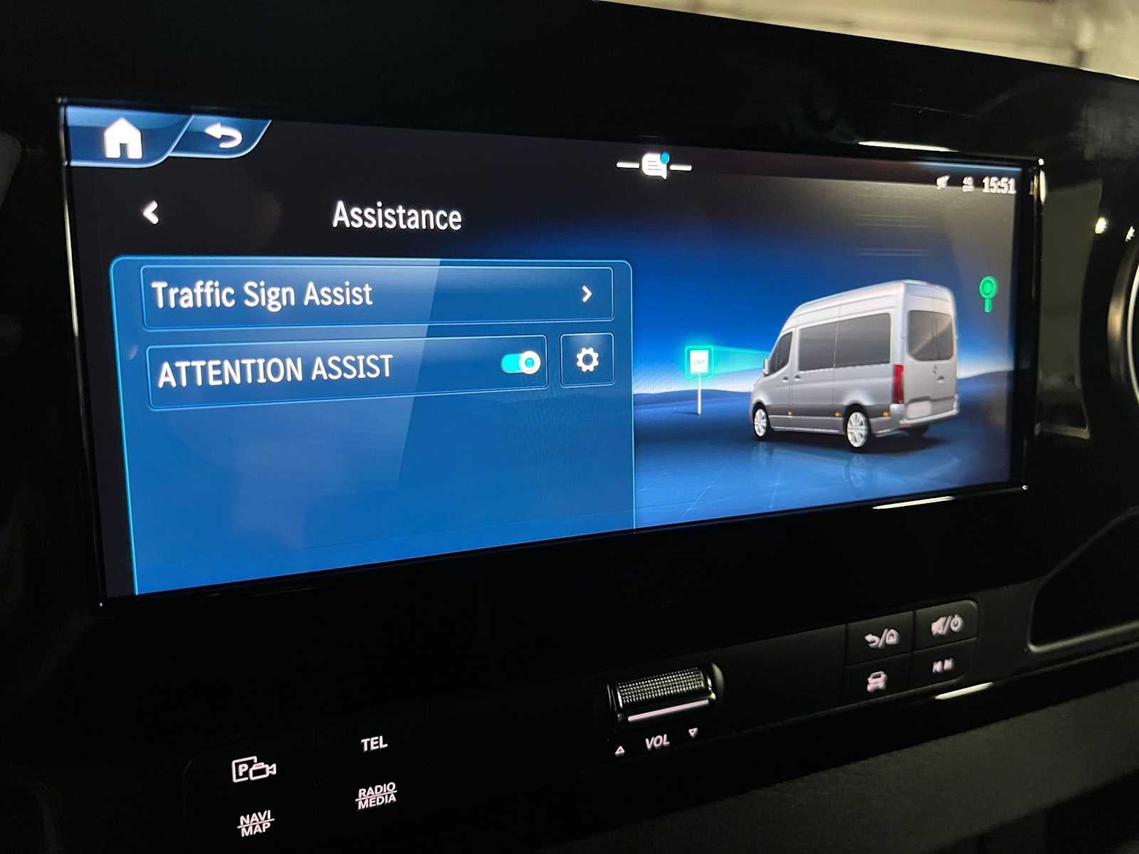 2026 Mercedes-Benz Sprinter Crew 2500 Standard Roof I4 Diesel HO 144 AWD
