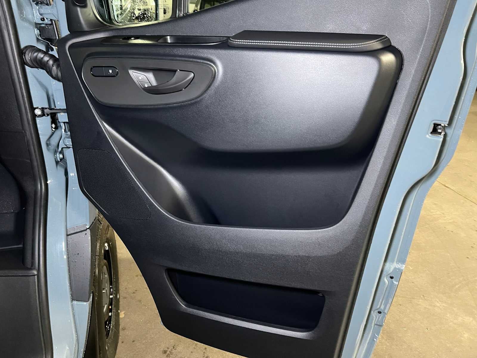 2026 Mercedes-Benz Sprinter Cargo 2500 Standard Roof I4 Diesel HO 144 AWD