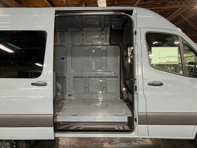 2026 Mercedes-Benz Sprinter Cargo 2500 Standard Roof I4 Diesel HO 144 AWD
