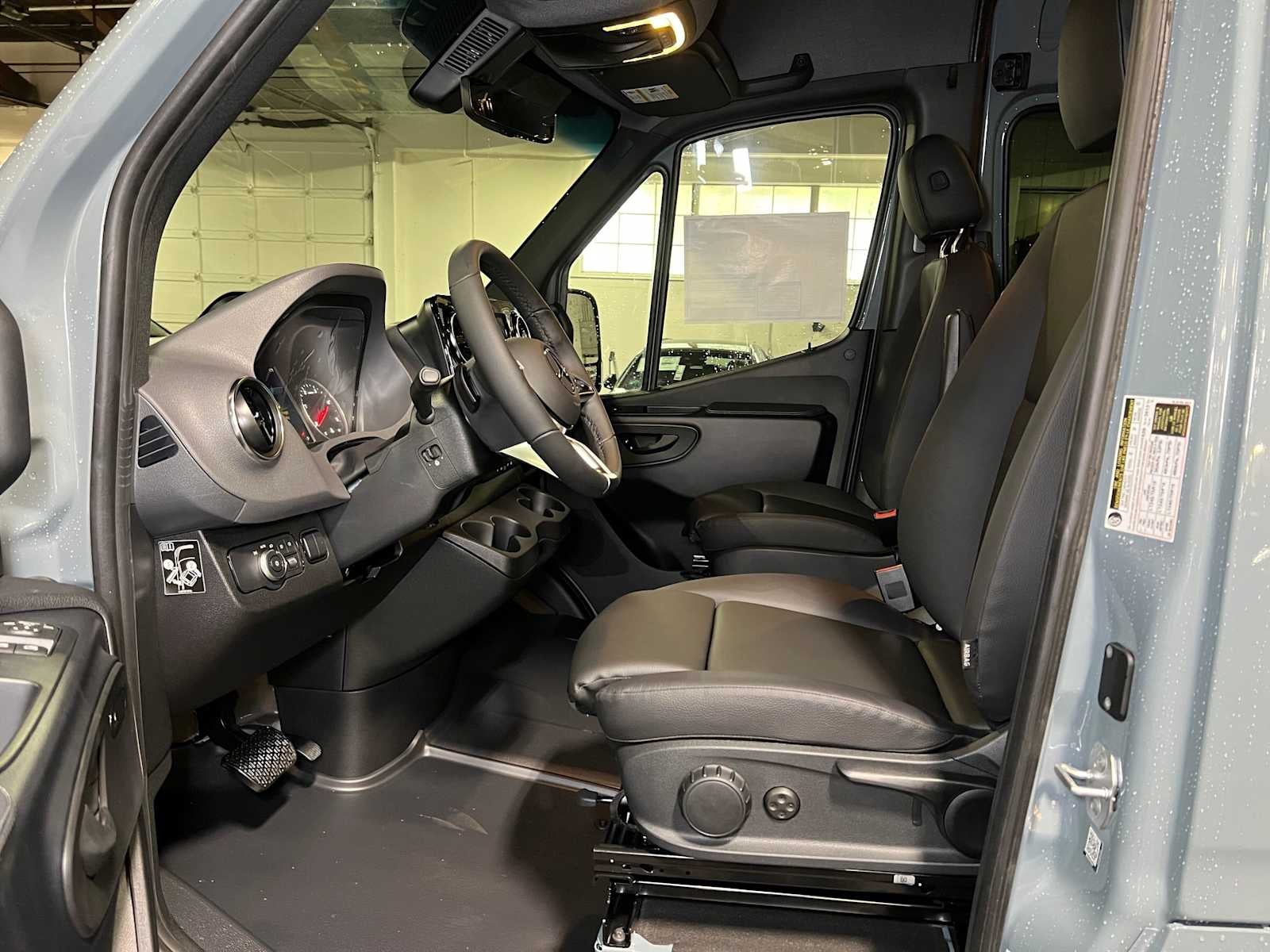 2026 Mercedes-Benz Sprinter Cargo 2500 Standard Roof I4 Diesel HO 144 AWD