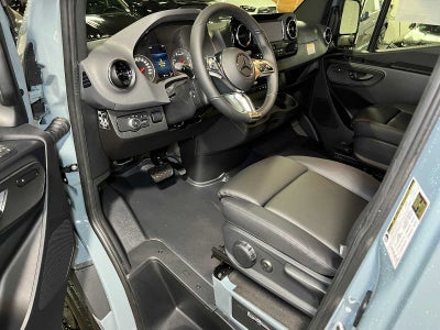 2026 Mercedes-Benz Sprinter Cargo 2500 Standard Roof I4 Diesel HO 144 AWD