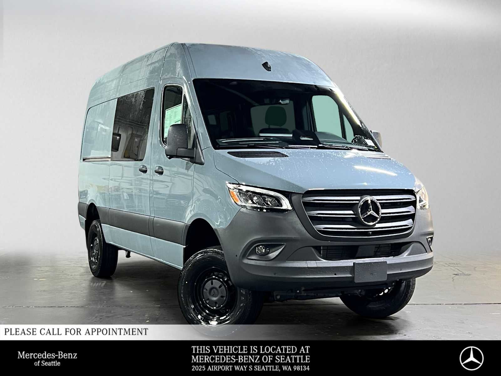 2026 Mercedes-Benz Sprinter Crew 2500 Standard Roof I4 Diesel HO 144 AWD