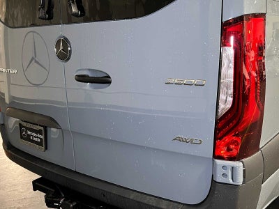 2026 Mercedes-Benz Sprinter Crew 2500 Standard Roof I4 Diesel HO 144 AWD
