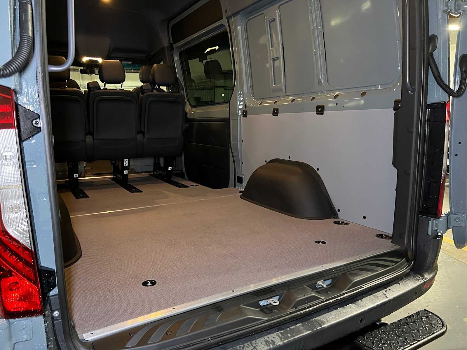 2026 Mercedes-Benz Sprinter Crew 2500 Standard Roof I4 Diesel HO 144 AWD