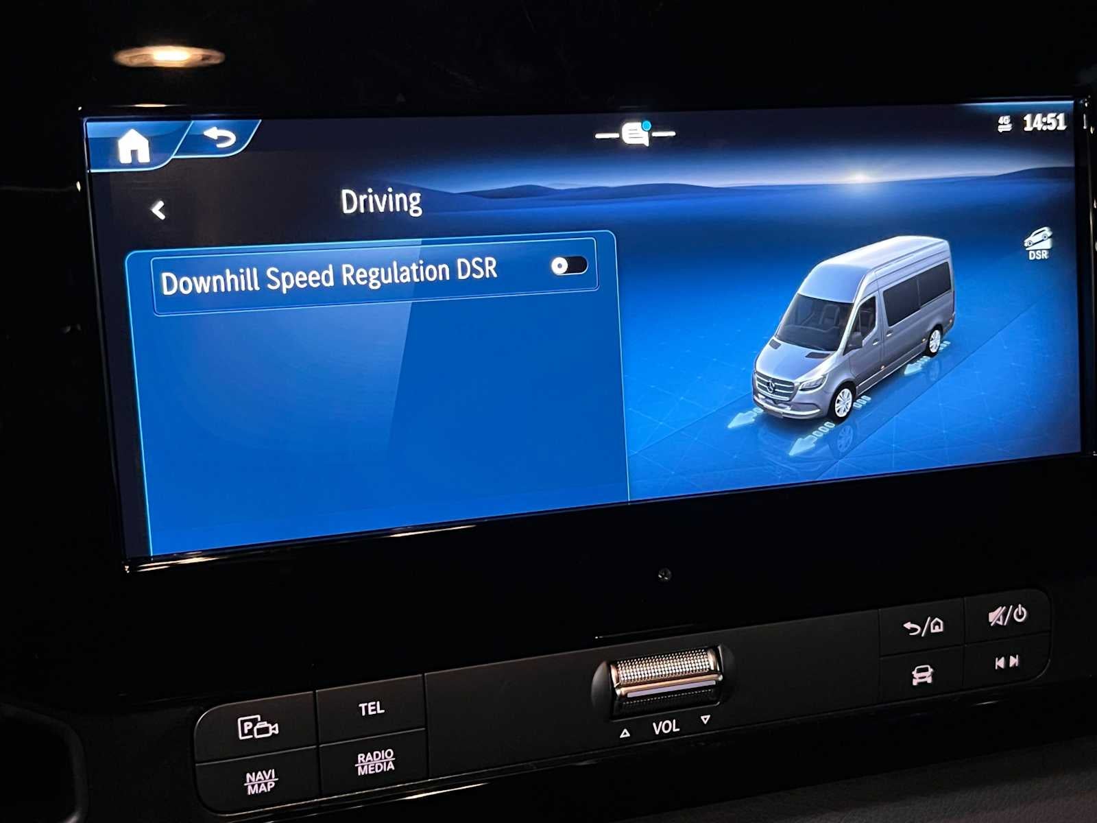 2026 Mercedes-Benz Sprinter Crew 2500 Standard Roof I4 Diesel HO 144 AWD