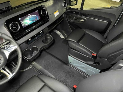 2026 Mercedes-Benz Sprinter Crew 2500 Standard Roof I4 Diesel HO 144 AWD