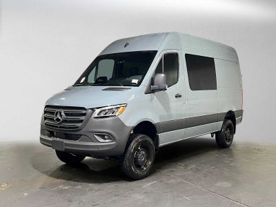 2026 Mercedes-Benz Sprinter Crew 2500 Standard Roof I4 Diesel HO 144 AWD