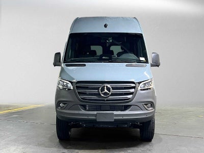 2026 Mercedes-Benz Sprinter Crew 2500 Standard Roof I4 Diesel HO 144 AWD