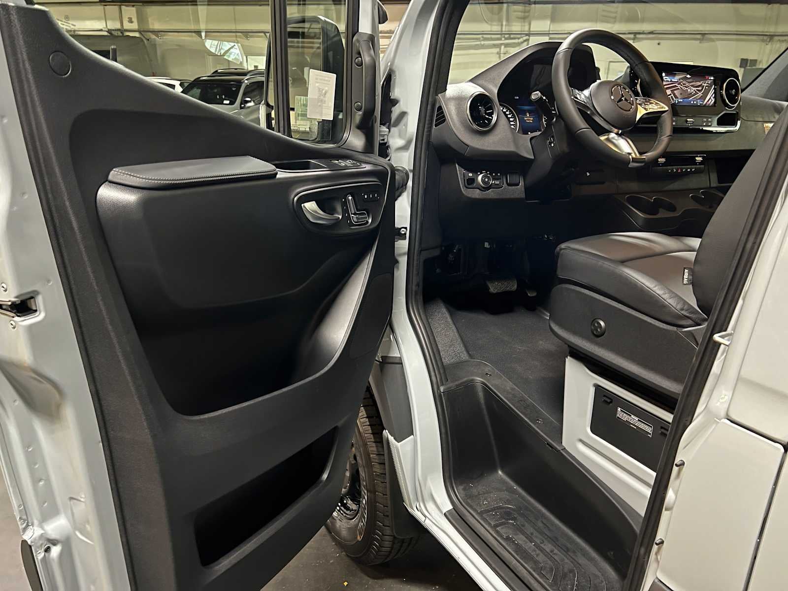 2026 Mercedes-Benz Sprinter 2500 High Roof I4 Diesel HO 170 AWD
