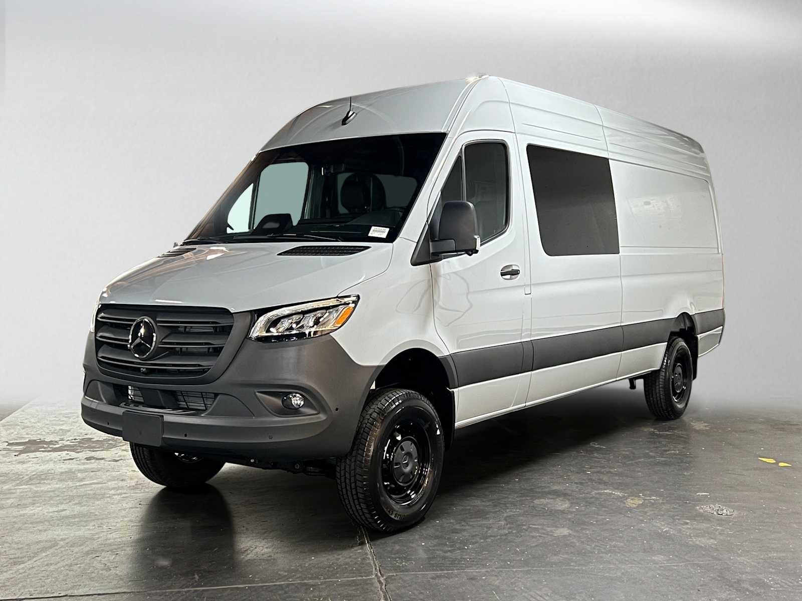 2026 Mercedes-Benz Sprinter 2500 High Roof I4 Diesel HO 170 AWD