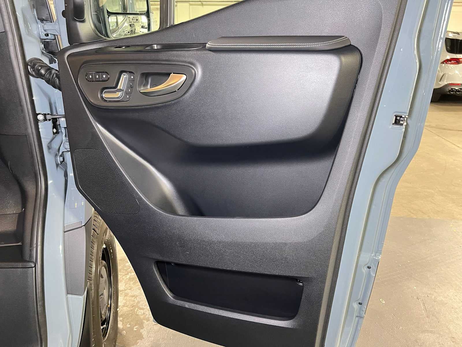 2026 Mercedes-Benz Sprinter Crew 2500 High Roof I4 Diesel HO 170 AWD