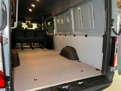 2026 Mercedes-Benz Sprinter Crew 2500 High Roof I4 Diesel HO 170 AWD
