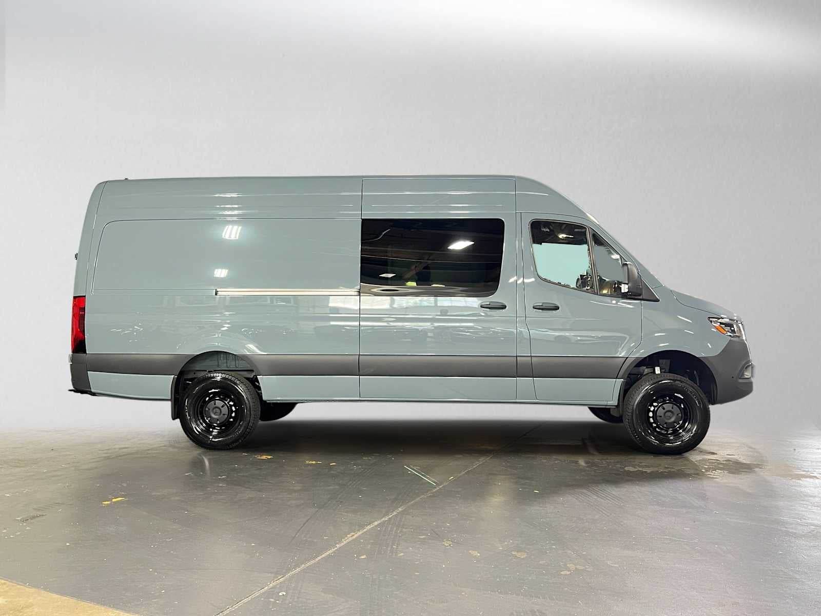 2026 Mercedes-Benz Sprinter 2500 High Roof I4 Diesel HO 170 AWD