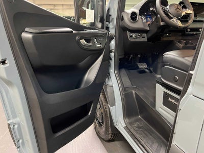 2026 Mercedes-Benz Sprinter 2500 High Roof I4 Diesel HO 170 AWD