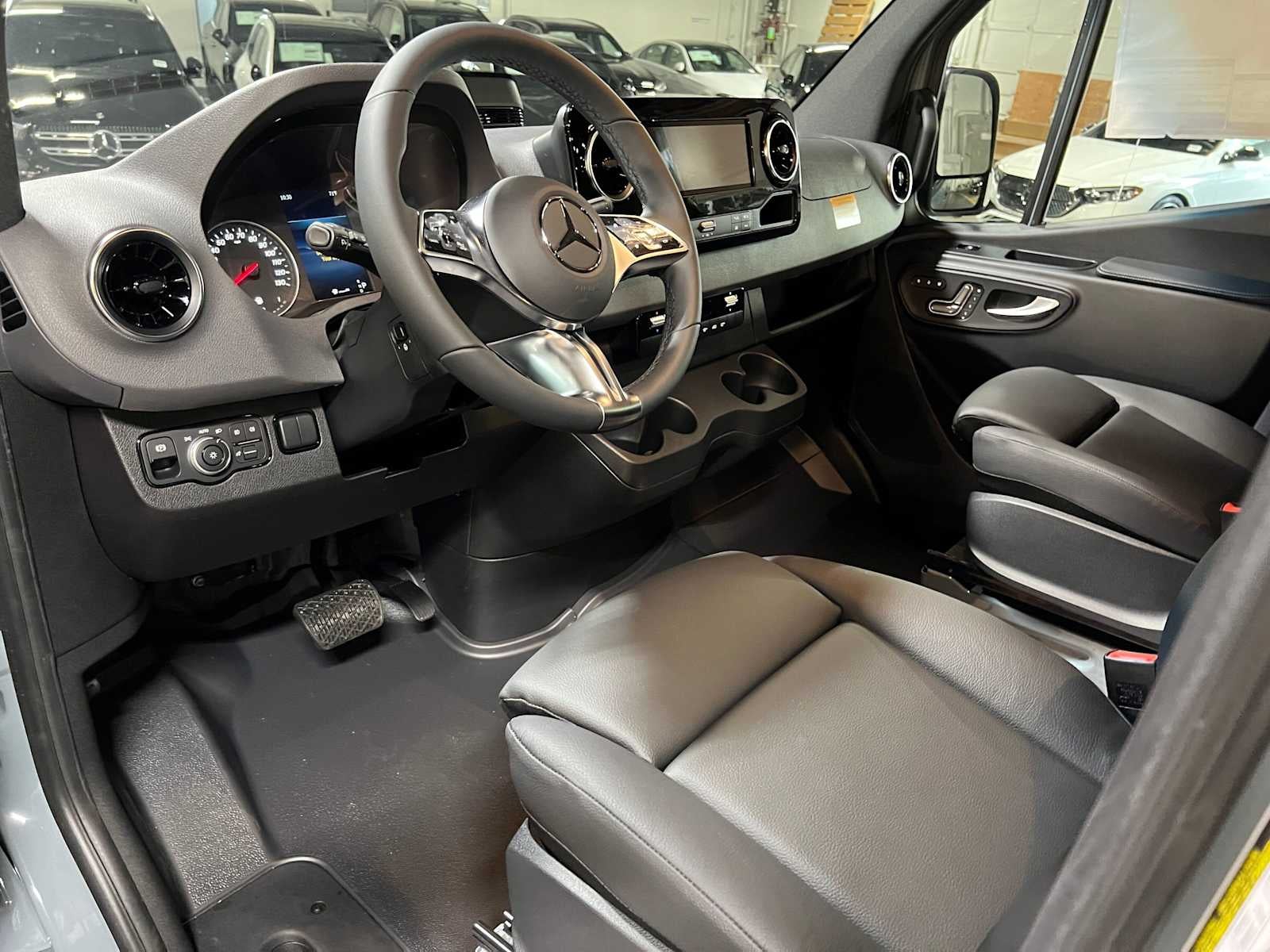 2026 Mercedes-Benz Sprinter 2500 High Roof I4 Diesel HO 170 AWD