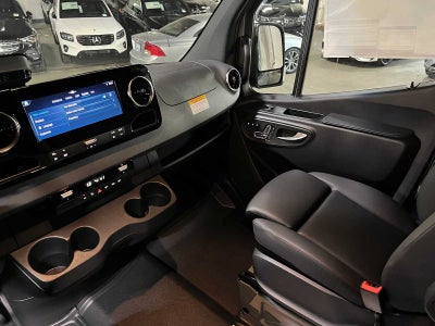 2026 Mercedes-Benz Sprinter 2500 High Roof I4 Diesel HO 170 AWD