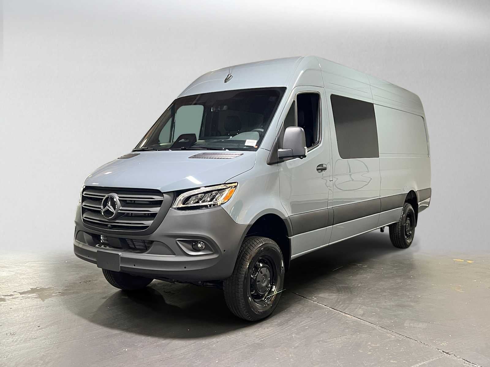 2026 Mercedes-Benz Sprinter 2500 High Roof I4 Diesel HO 170 AWD