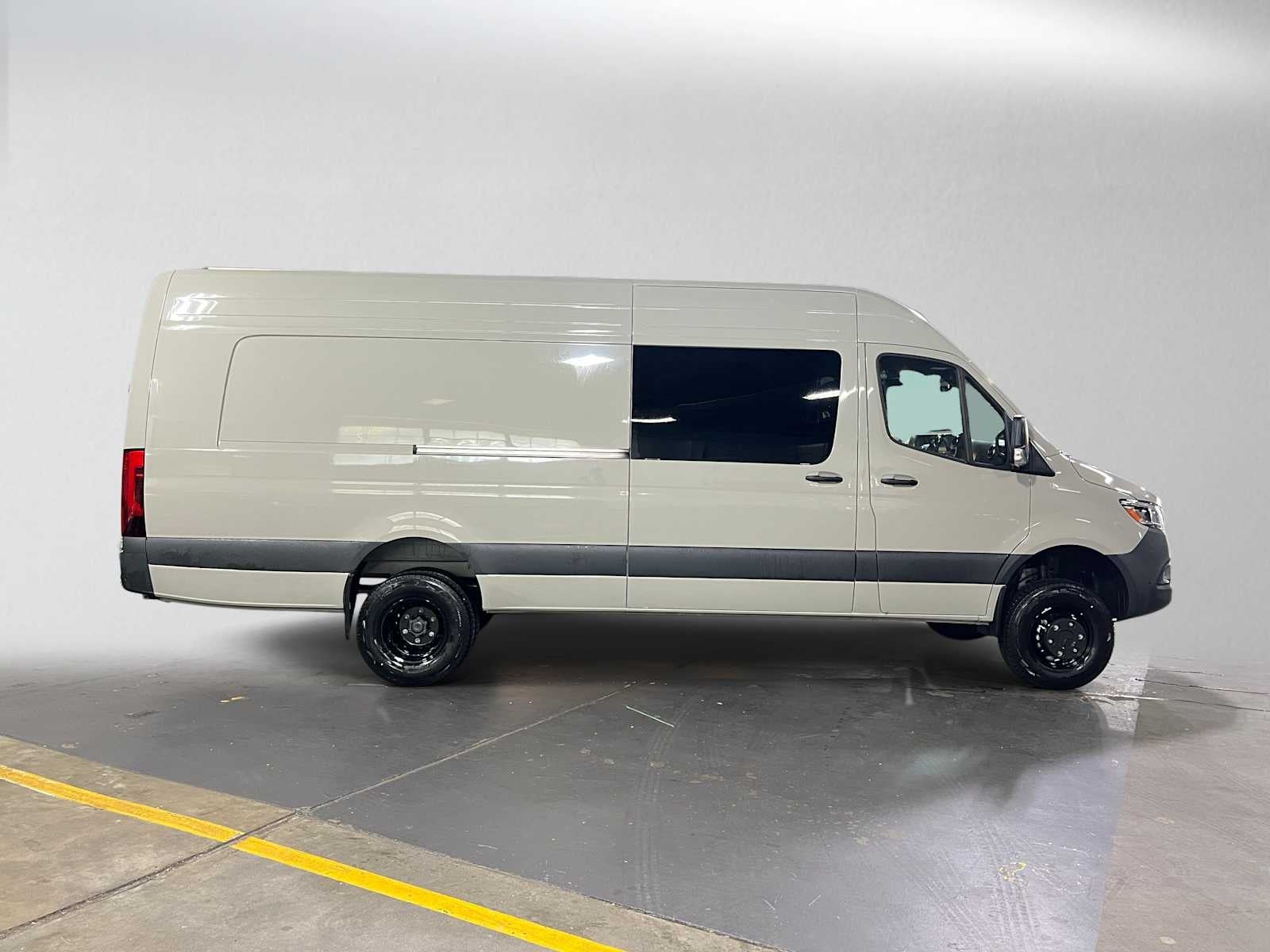 2026 Mercedes-Benz Sprinter Cargo Van 3500XD High Roof I4 Diesel HO 170 Extended AWD