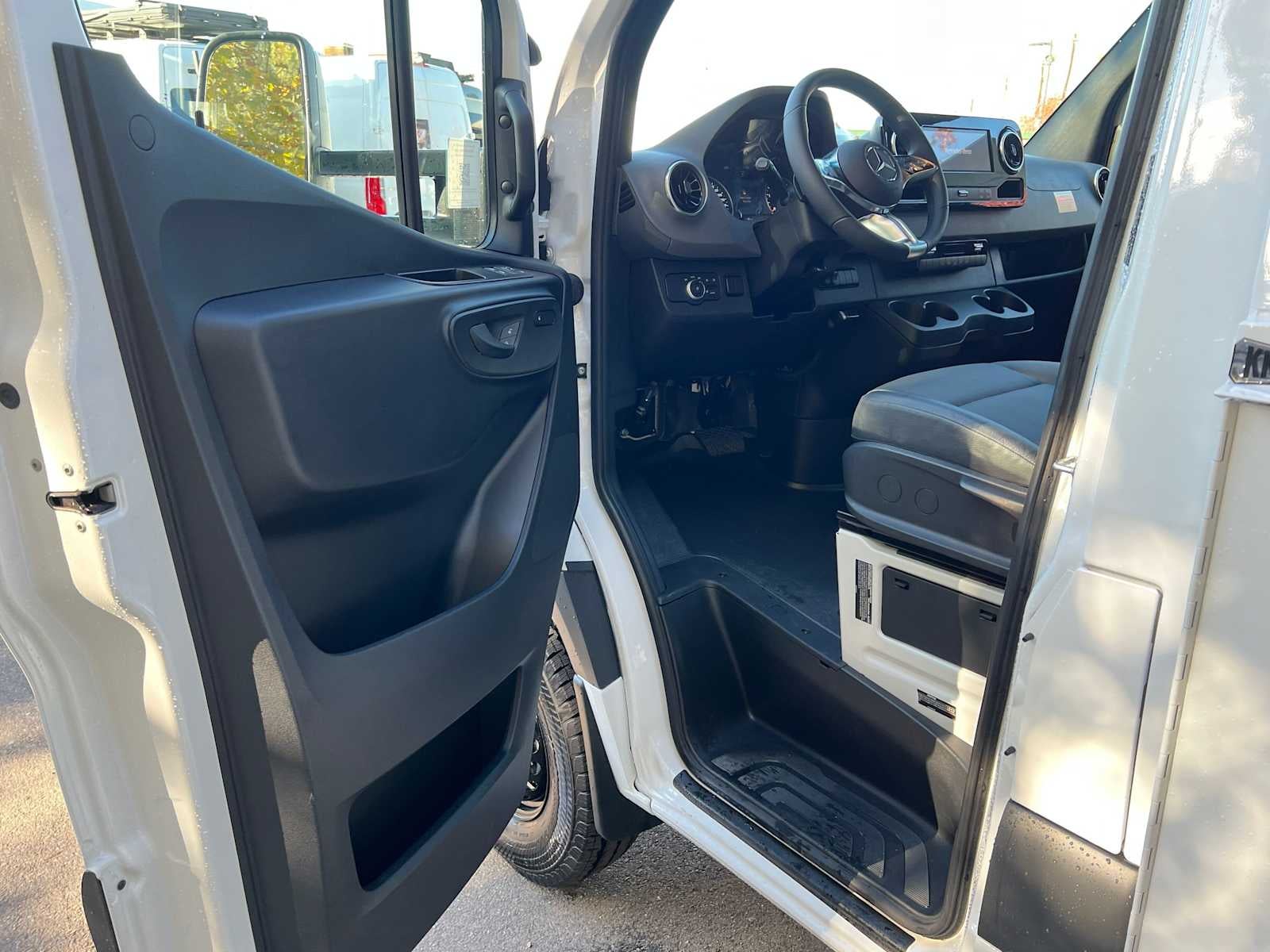 2026 Mercedes-Benz Sprinter Cab Chassis 3500XD Standard Roof I4 Diesel HO 170 AWD