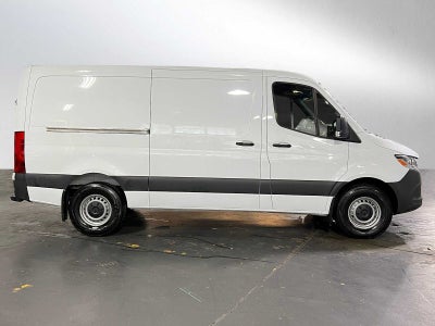 2025 Mercedes-Benz Sprinter Cargo Van 2500 Standard Roof I4 Diesel 144" RWD