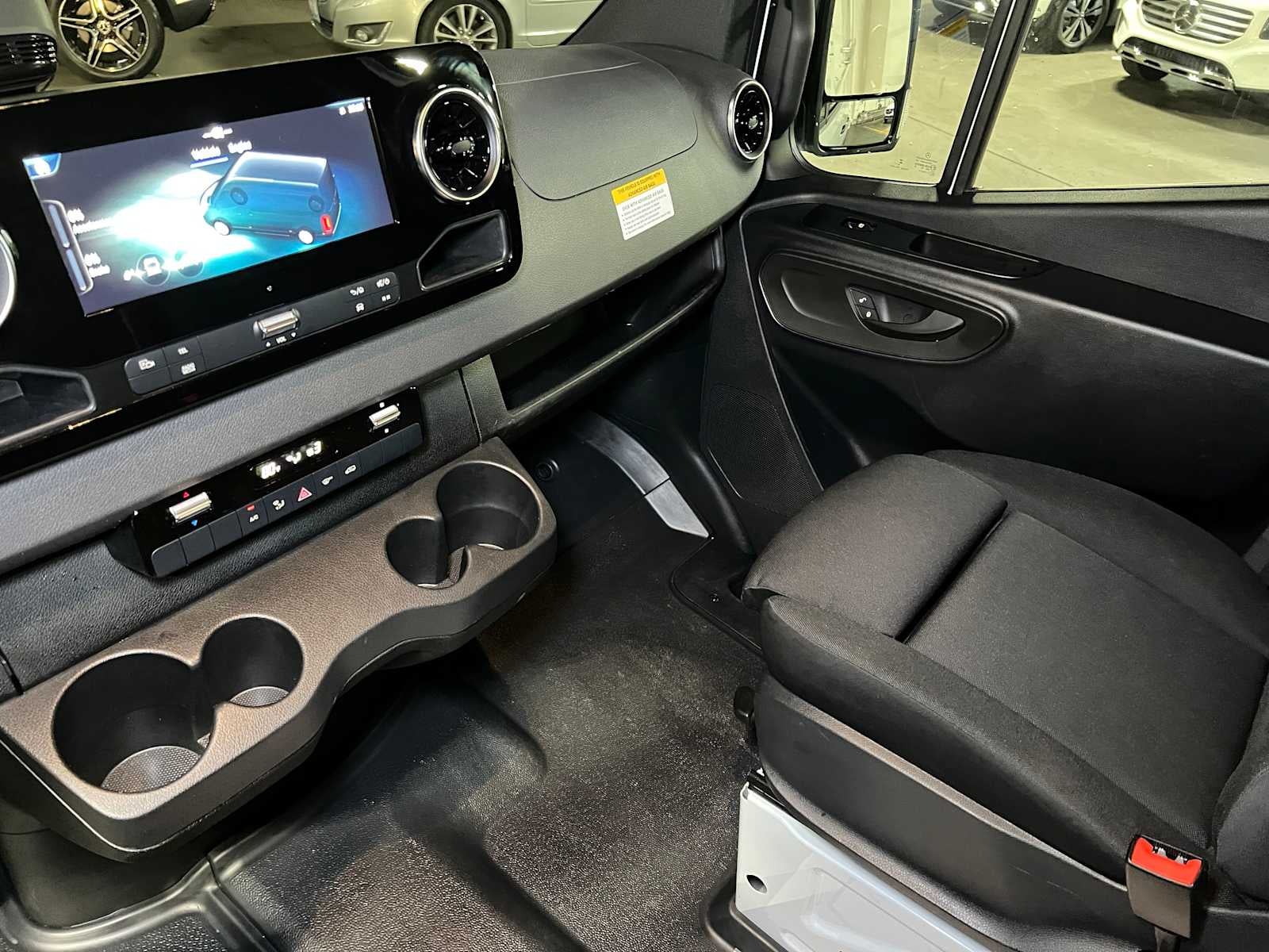 2025 Mercedes-Benz Sprinter Cargo Van 2500 Standard Roof I4 Diesel 144" RWD