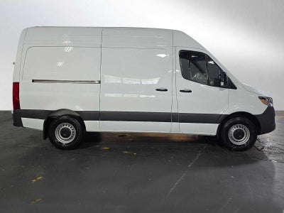 2025 Mercedes-Benz Sprinter Cargo Van 2500 Standard Roof I4 Diesel 144 RWD