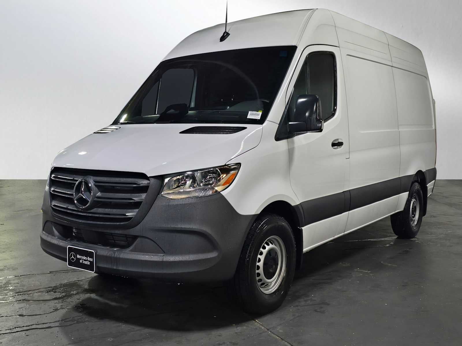 2025 Mercedes-Benz Sprinter Cargo Van 2500 Standard Roof I4 Diesel 144 RWD