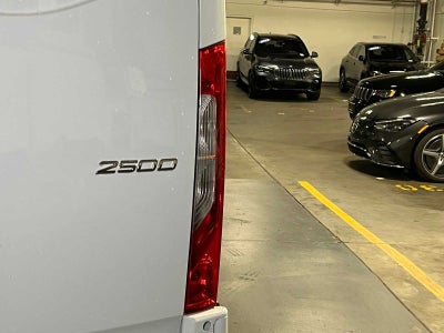 2025 Mercedes-Benz Sprinter Cargo Van 2500 Standard Roof I4 Diesel 144" RWD