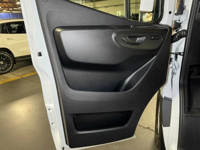 2025 Mercedes-Benz Sprinter Cargo Van 2500 Standard Roof I4 Diesel 144" RWD