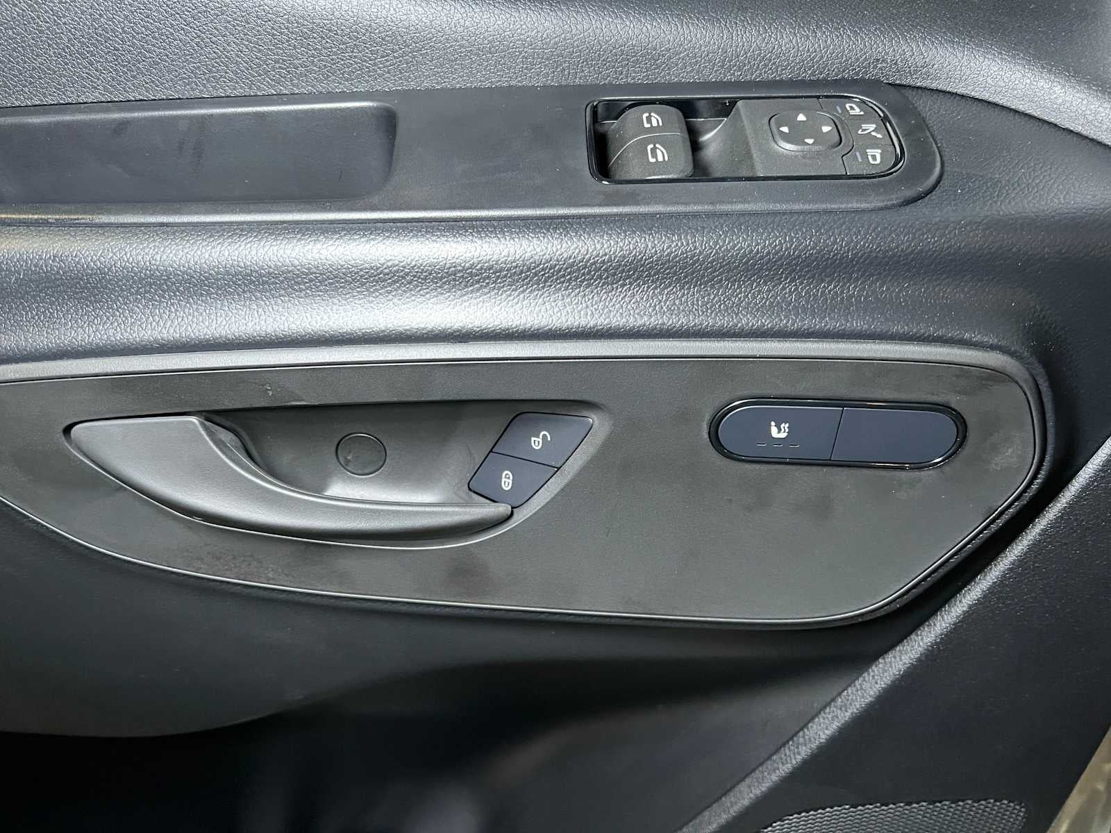 2025 Mercedes-Benz Sprinter Cargo Van 2500 Standard Roof I4 Diesel 144" RWD