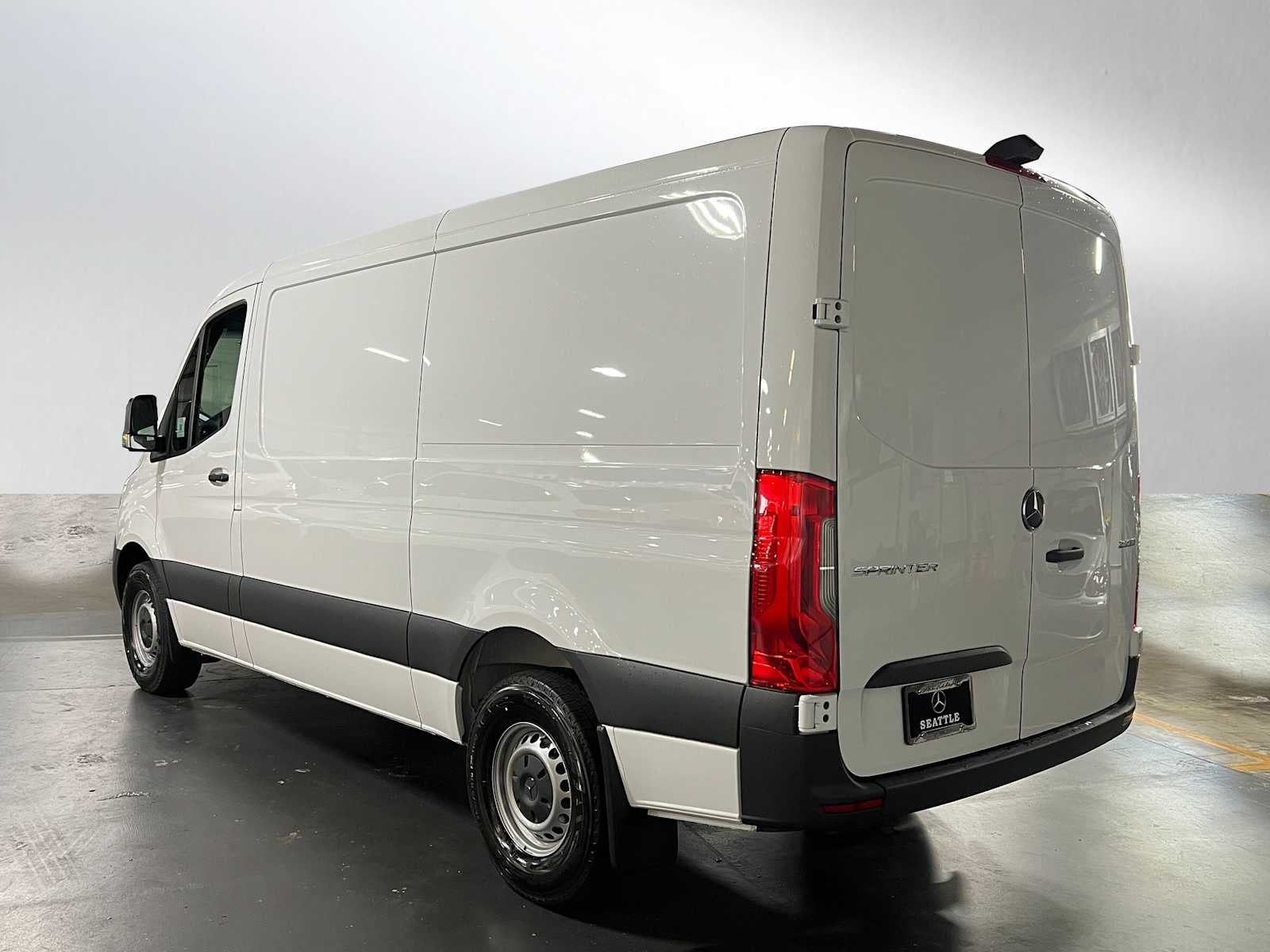 2025 Mercedes-Benz Sprinter Cargo Van 2500 Standard Roof I4 Diesel 144" RWD