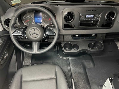 2026 Mercedes-Benz Sprinter 2500 Standard Roof I4 Diesel 144 RWD