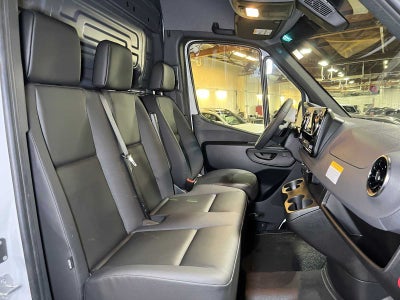 2026 Mercedes-Benz Sprinter 2500 Standard Roof I4 Diesel 144 RWD
