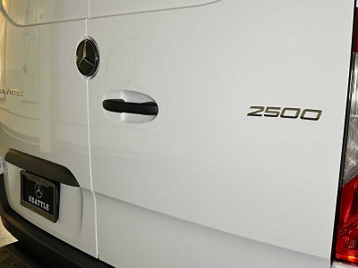 2026 Mercedes-Benz Sprinter 2500 Standard Roof I4 Diesel 144 RWD