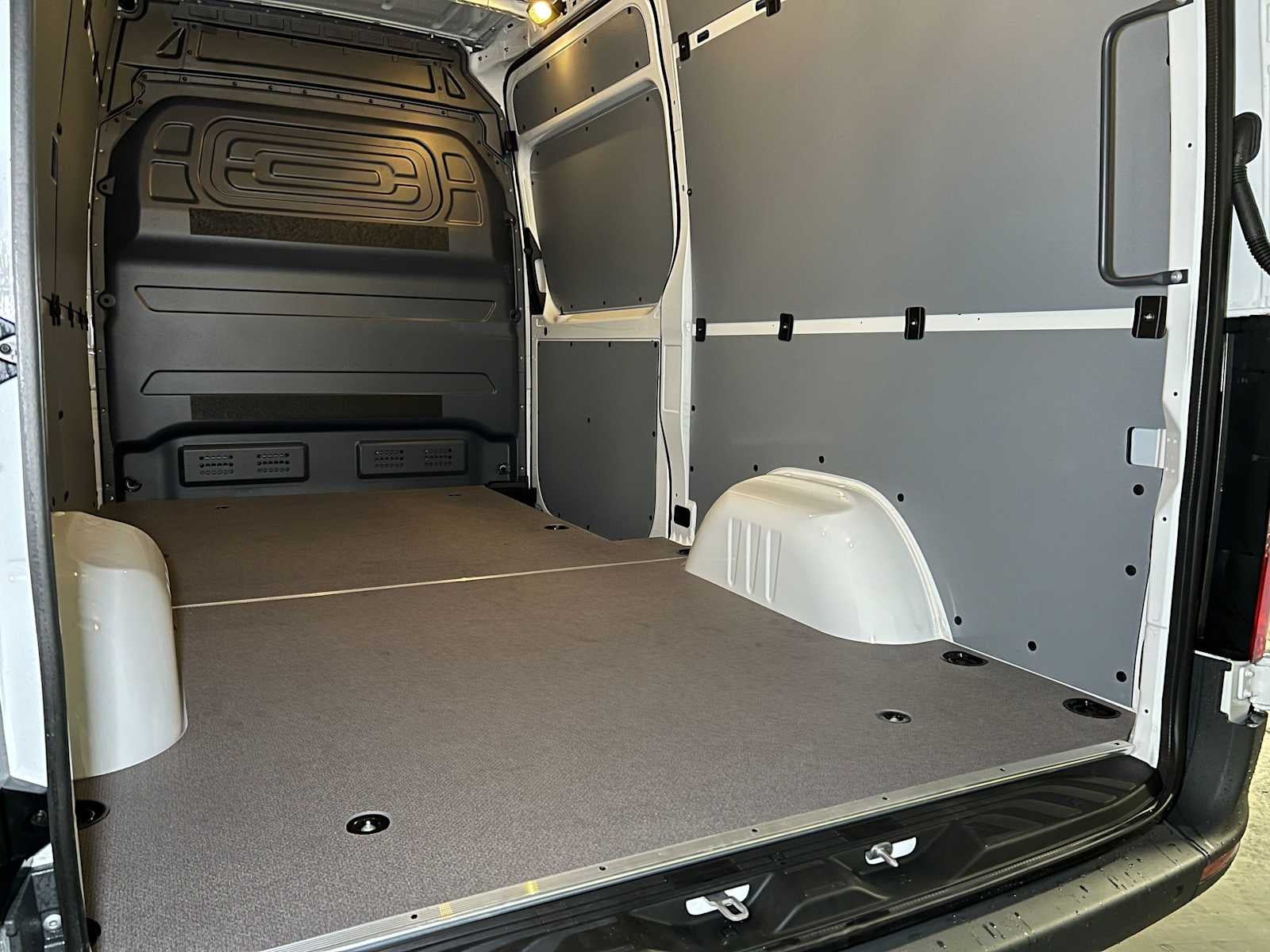 2026 Mercedes-Benz Sprinter Cargo 2500 Standard Roof I4 Diesel 144 RWD