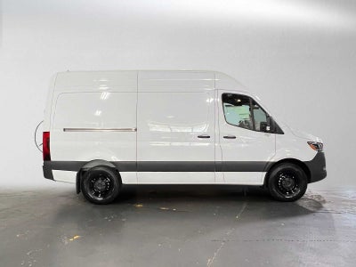 2026 Mercedes-Benz Sprinter Cargo 2500 Standard Roof I4 Diesel 144 RWD
