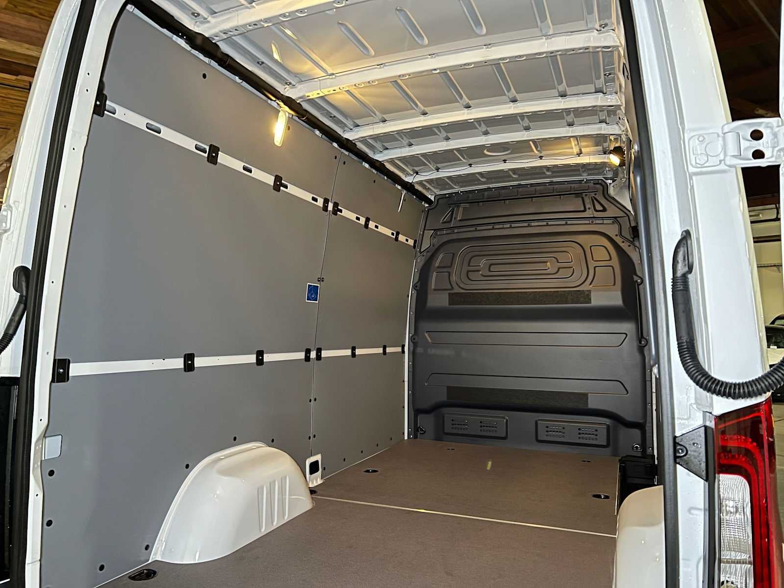 2026 Mercedes-Benz Sprinter Cargo 2500 Standard Roof I4 Diesel 144 RWD