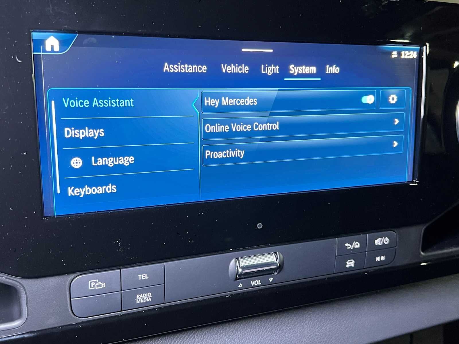 2026 Mercedes-Benz Sprinter Cargo 2500 Standard Roof I4 Diesel 144 RWD