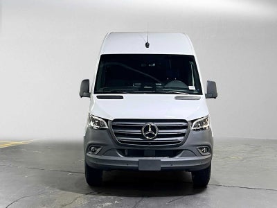 2026 Mercedes-Benz Sprinter Cargo 2500 Standard Roof I4 Diesel 144 RWD