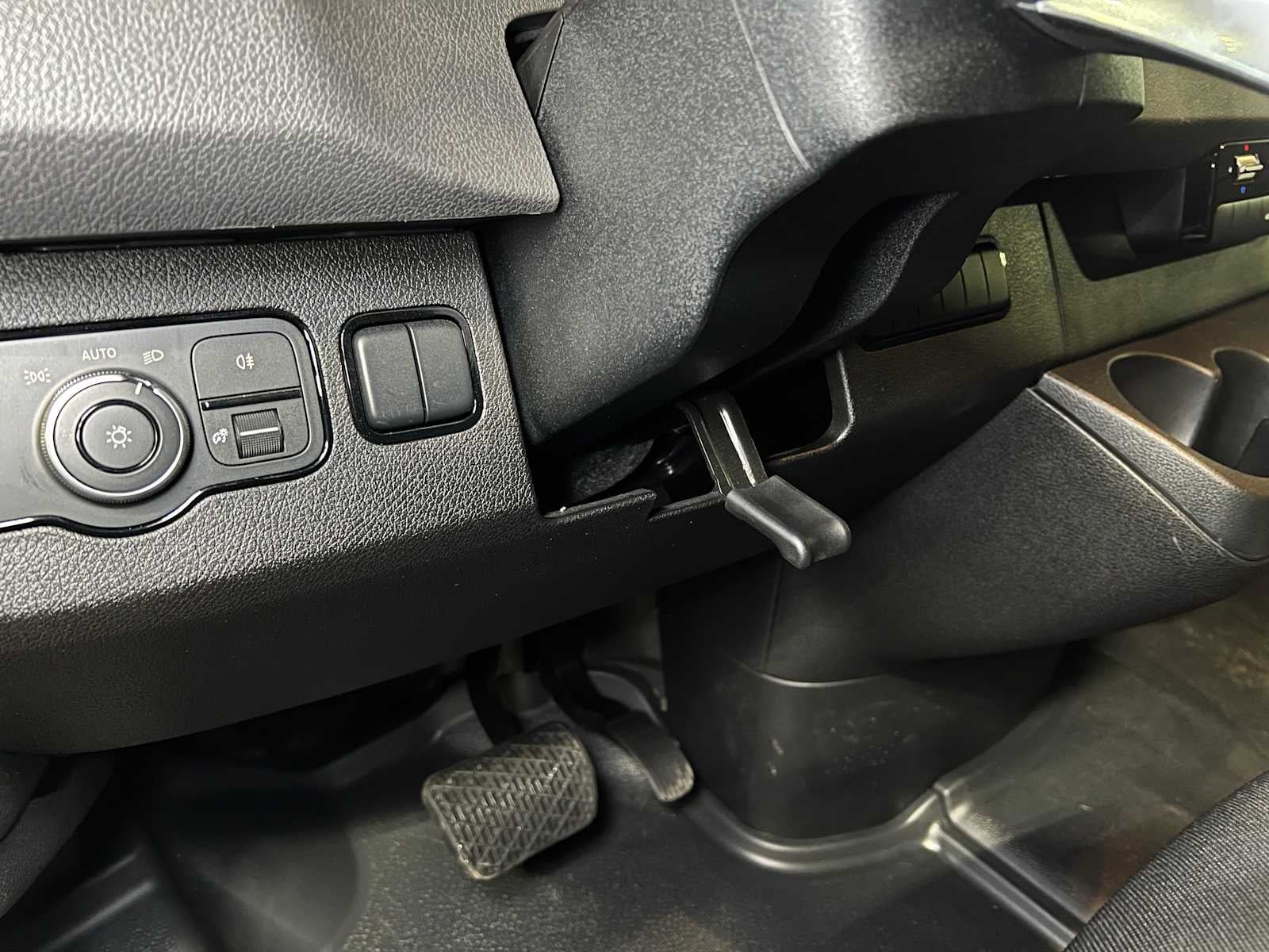 2025 Mercedes-Benz Sprinter Cargo Van 2500 Standard Roof I4 Diesel 144" RWD