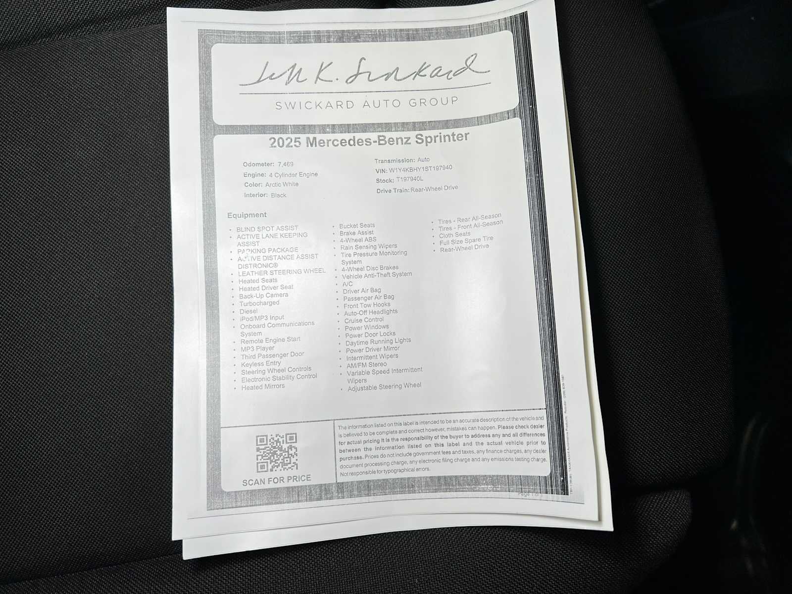 2025 Mercedes-Benz Sprinter Cargo Van 2500 Standard Roof I4 Diesel 144" RWD