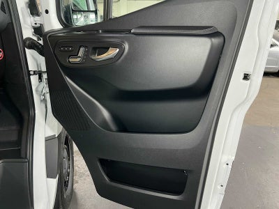 2026 Mercedes-Benz Sprinter 2500 Standard Roof I4 Diesel 144 RWD