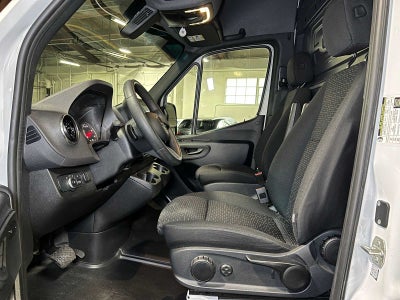 2025 Mercedes-Benz Sprinter Cargo Van 2500 Standard Roof I4 Diesel 144" RWD