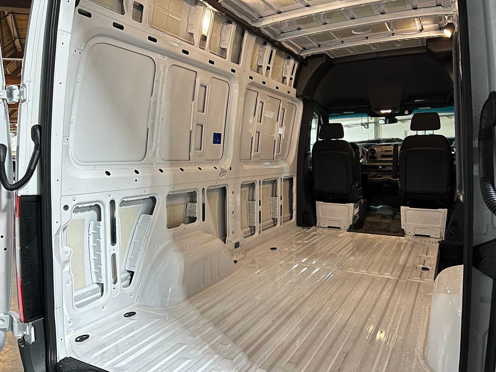 2025 Mercedes-Benz Sprinter Cargo Van 2500 Standard Roof I4 Diesel 144 RWD