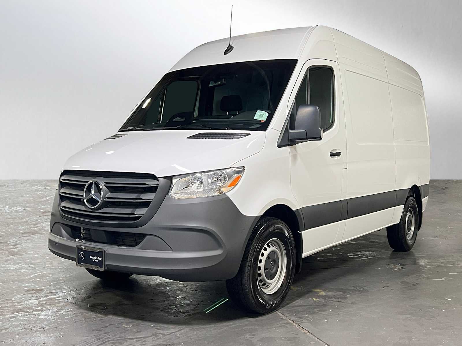 2025 Mercedes-Benz Sprinter Cargo Van 2500 Standard Roof I4 Diesel 144 RWD